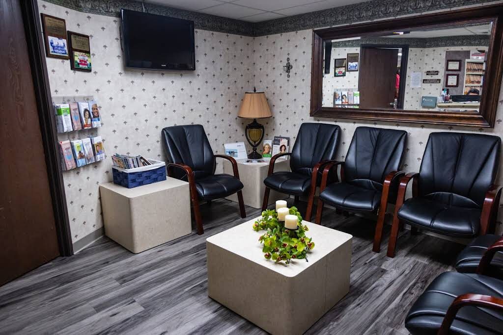 Dentist in Corona, CA — a bright, healthy smile